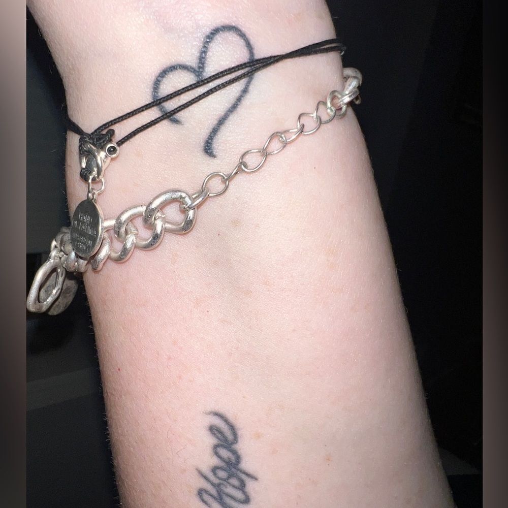 Beautiful silver plated charm bracelet - Picture 3 of 8